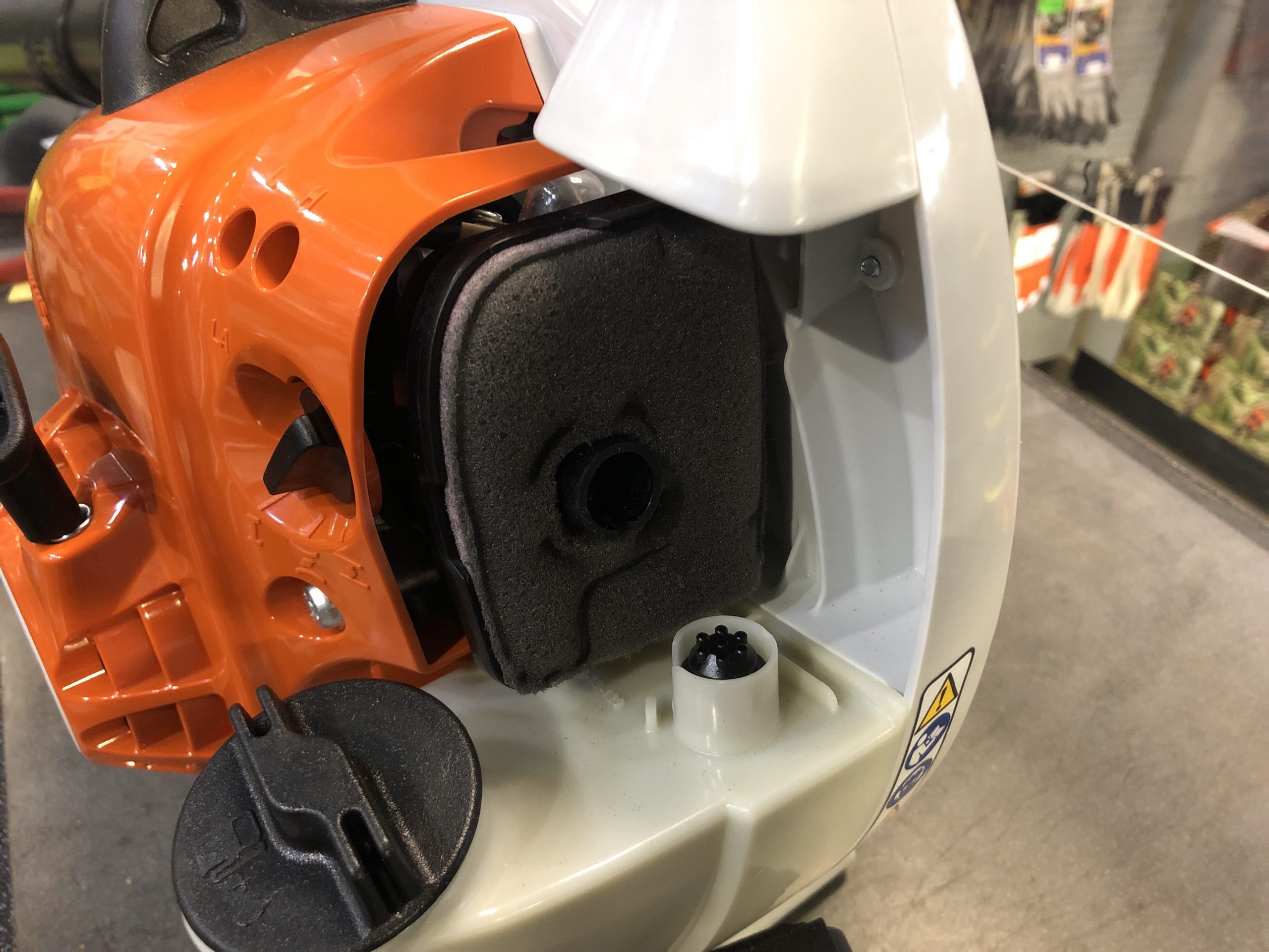 Soffiatore-Stihl-BG56-13-alliastore