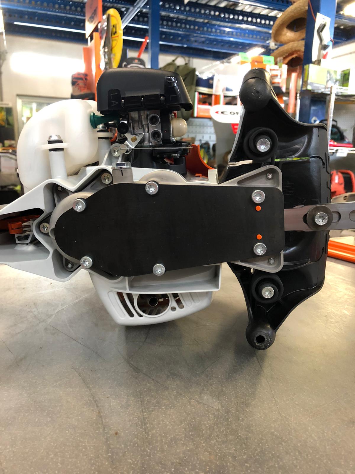 Tosasiepi-Stihl-HS45-9-alliastore