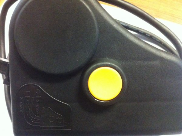 INTERRUTTORE GGP PER TAGLIAERBA ELETTRICI 81600503-381600547/2-7137