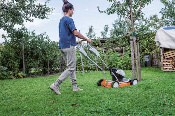RASAERBA A BATTERIA MULCHING
