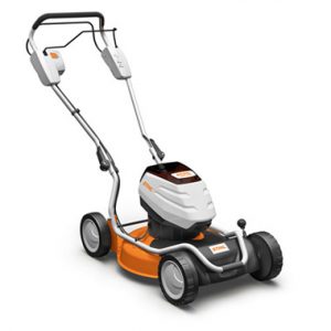 TAGLIAERBA A BATTERIA MULCHING