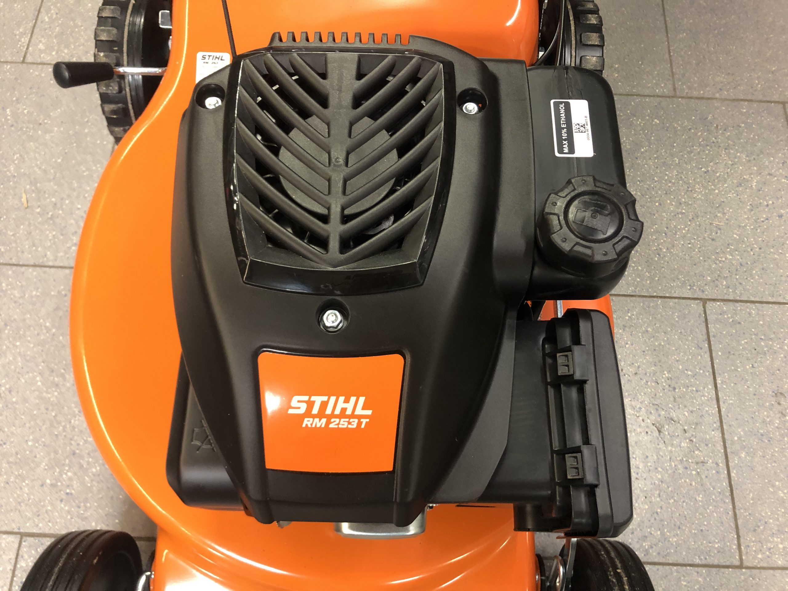 Tagliaerba Stihl RM 253 t - alliastore
