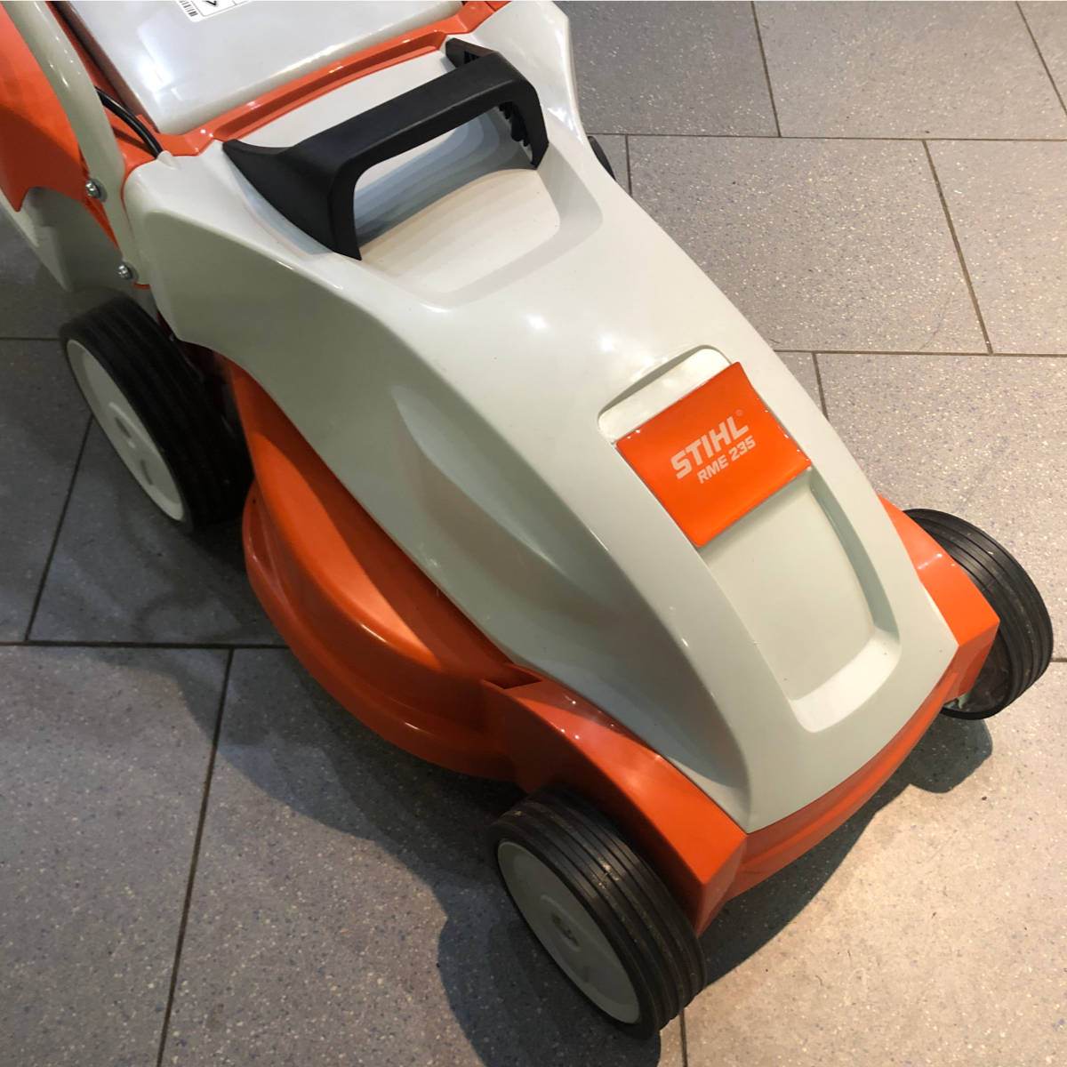 Tagliaerba elettrico Stihl RME 235 - alliastore