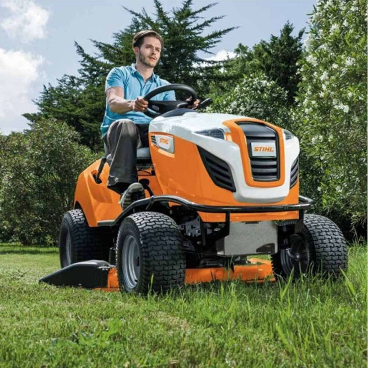 Trattorino-tagliaerba-Stihl-RT4097SX-con-scarico-laterale-9-alliastore