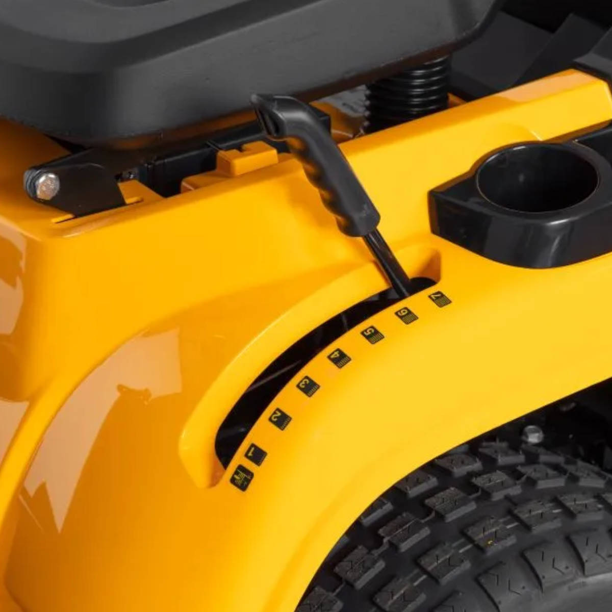 Trattorino tagliaerba Stiga TORNADO 398M - alliastore