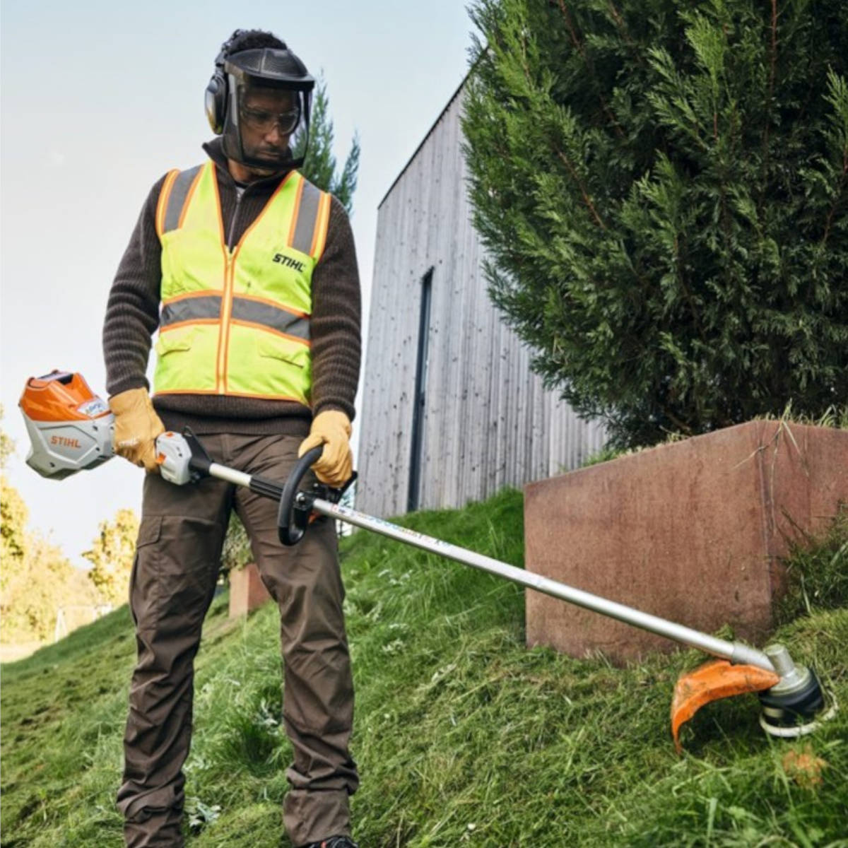 Decespugliatore a batteria Stihl FSA 120 R - alliastore